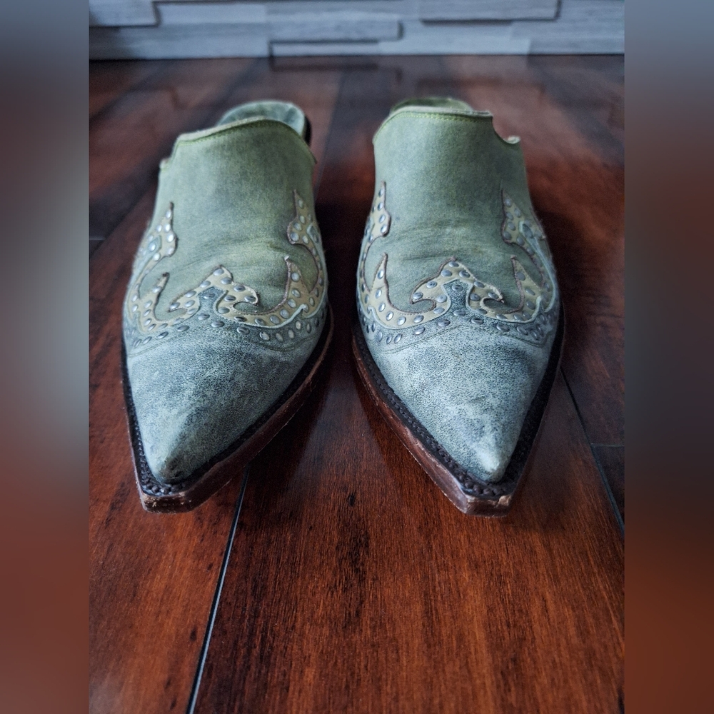 Green Pointed Toe Slip-On Women's Mules - Picture 7 of 9